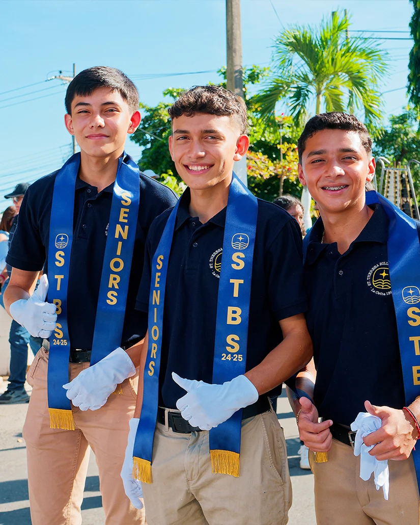 stbs-seniors-marching
